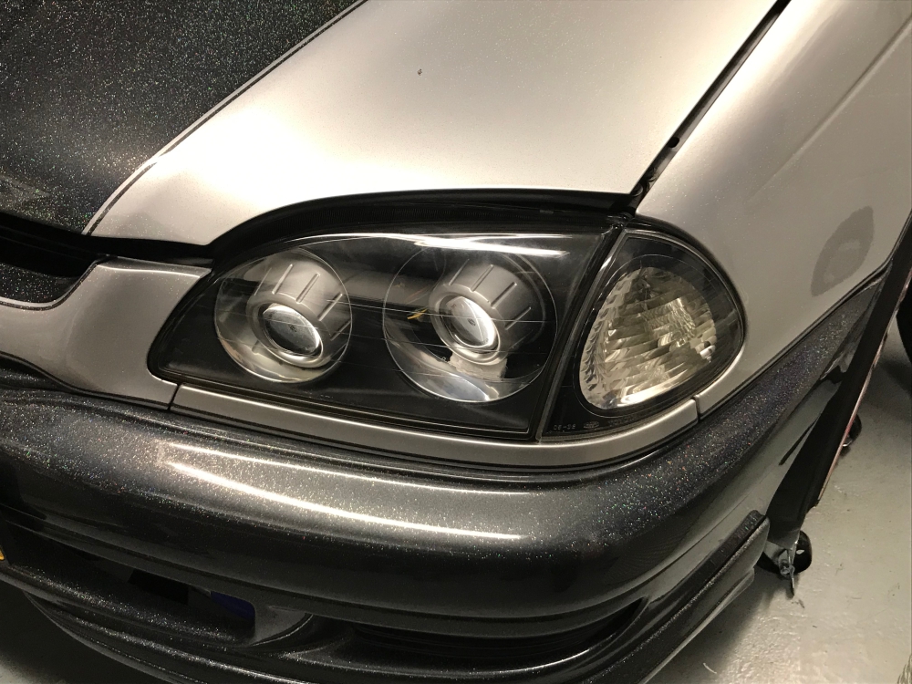 headlight2.jpg