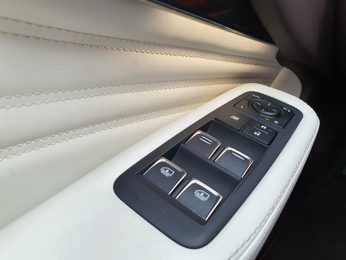 Raambediening.jpg Raambediening.jpg