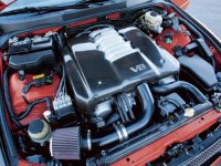 0411_15z+2004_lexus_is_430+engine_view.jpg