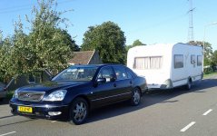 Mijn LS430 met caravan..jpg