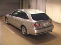 Toyota_Altezza_Gita.jpg