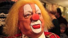 dd01391bd9_1372851419_De-hoogtepunten-van-bijna-50-jaar-Clown-Bassie__thmb-thmb.jpg
