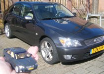 2x Lexus.jpg
