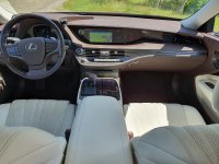 LS 500h 2.jpg LS 500h 2.jpg